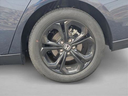 Certified 2025 Honda Accord SE image 24