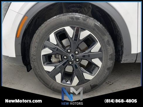 Used 2023 Kia Sportage X-Line w/ X-Line Premium Package AWD/4WD image 12