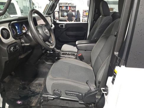 Used 2024 Jeep Wrangler Sport AWD/4WD image 14