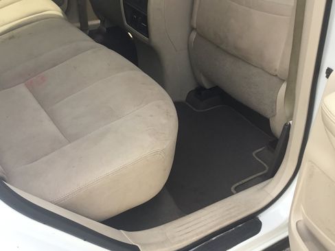 Used 2017 Nissan Murano S w/ Navigation Package FWD image 19