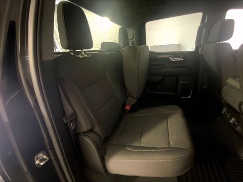 Used 2023 Chevrolet Silverado 1500 LT AWD/4WD image 23