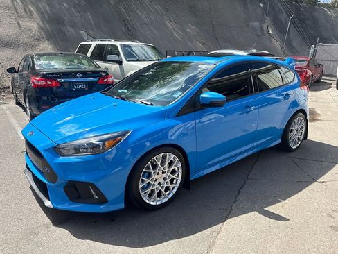 Used 2017 Ford Focus RS AWD/4WD image 5