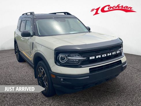 Certified 2024 Ford Bronco Sport Outer Banks w/ Tech Package AWD/4WD image 1