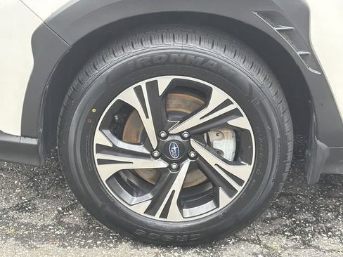 Used 2024 Subaru Crosstrek 2.0i Premium AWD/4WD image 12