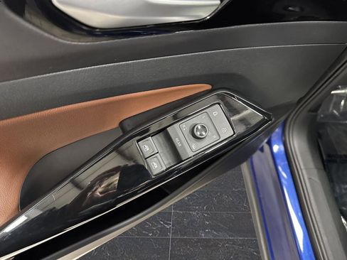 Used 2021 Volkswagen ID.4 Pro S w/ Gradient Package image 28