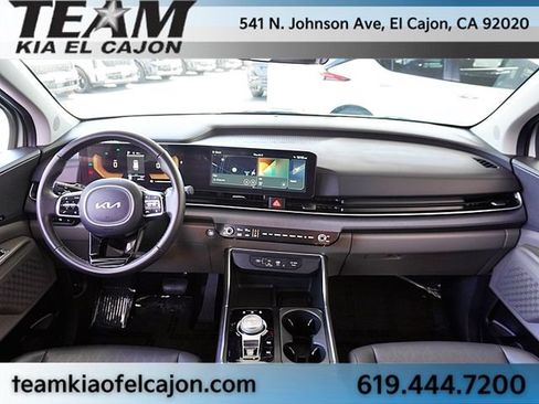 Certified 2026 Kia Carnival EX FWD image 19