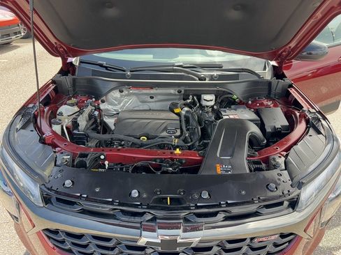 Used 2024 Chevrolet Trax RS w/ Driver Confidence Package image 33