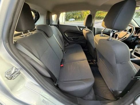 Used 2016 Ford Fiesta SE w/ Cold Weather Package FWD image 12