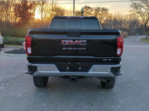 Used 2025 GMC Sierra 2500 SLE image 7