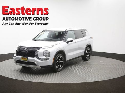 Used 2024 Mitsubishi Outlander SE AWD/4WD image 54