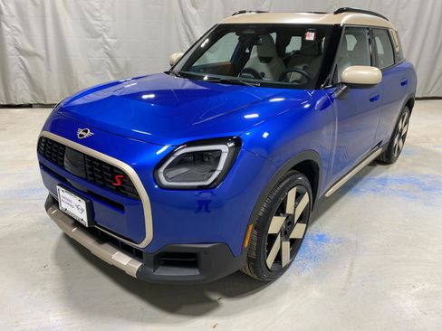Certified 2025 MINI Cooper Countryman S image 1