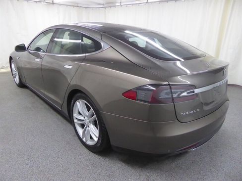 Used 2015 Tesla Model S 70D AWD/4WD image 5