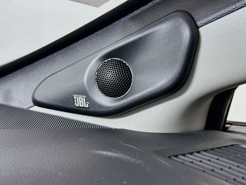 Certified 2026 Toyota Prius Plug-In Hybrid FWD image 30