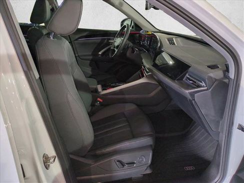 Certified 2025 Audi Q5 Premium Plus w/ Premium Plus image 24