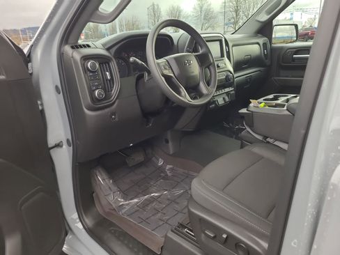 Used 2025 Chevrolet Silverado 1500 Custom Trail Boss image 10