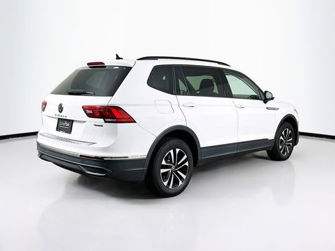 Used 2022 Volkswagen Tiguan S image 9