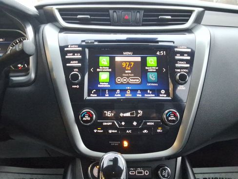 Used 2023 Nissan Murano SL w/ SL Moonroof Package image 16