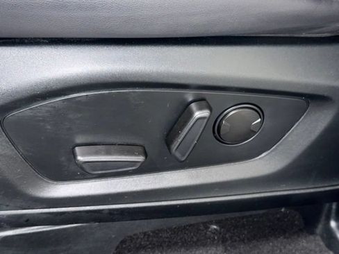 Used 2024 Ford Explorer XLT w/ Equipment Group 202A AWD/4WD image 14