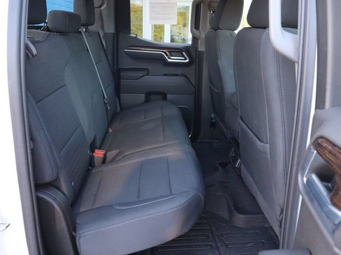 Used 2023 GMC Sierra 1500 Elevation w/ LPO, Elevation Black Package AWD/4WD image 17