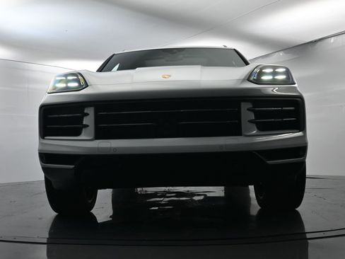 Certified 2026 Porsche Cayenne E-Hybrid image 60