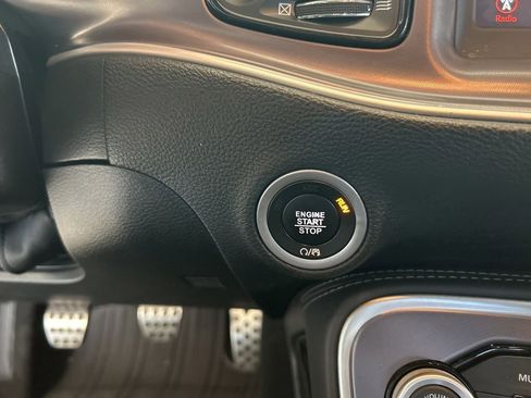 Used 2019 Dodge Challenger R/T w/ Performance Handling Group image 40