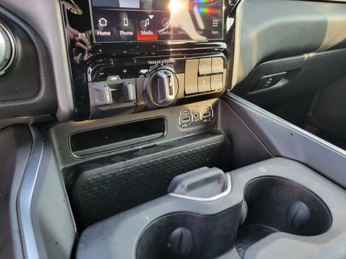 Certified 2024 RAM 1500 Big Horn AWD/4WD image 18