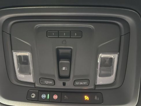 Used 2022 GMC Sierra 1500 AT4 w/ AT4 Premium Package AWD/4WD image 28