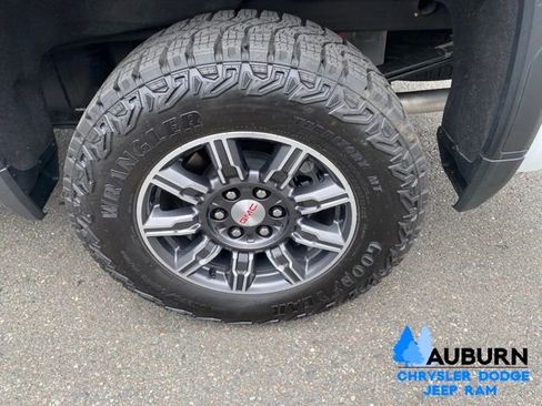 Used 2025 GMC Sierra 1500 AT4 AWD/4WD image 12