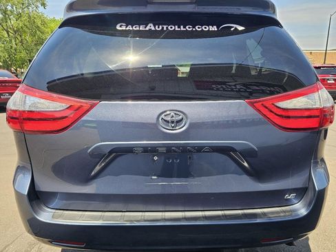 Used 2015 Toyota Sienna LE FWD image 10
