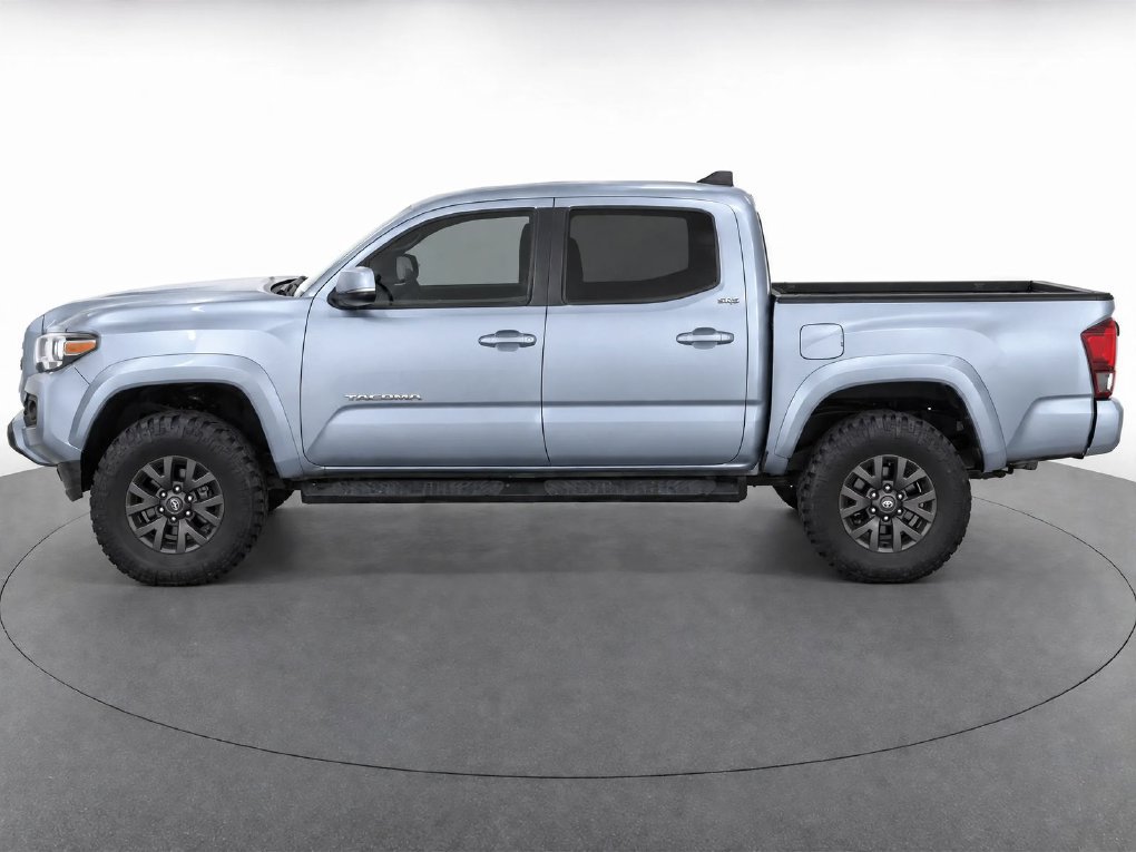 Used 2023 Toyota Tacoma SR5 w/ Technology Package AWD/4WD image 8