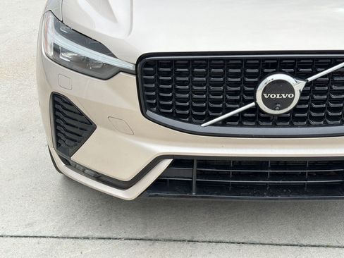 Used 2024 Volvo XC60 B5 Plus w/ Protection Package Premier AWD/4WD image 28
