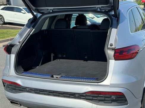 Certified 2025 Audi Q5 Premium w/ Premium Plus AWD/4WD image 17