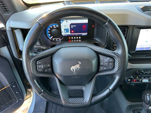 Used 2021 Ford Bronco Badlands w/ Sasquatch Package image 25