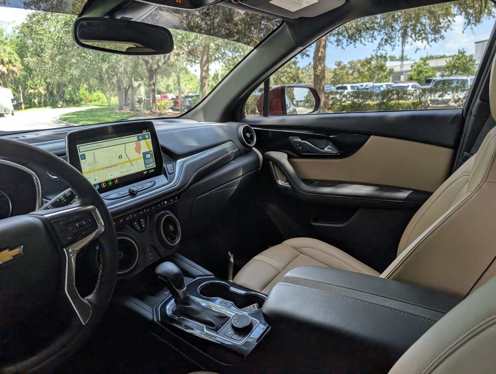 Used 2024 Chevrolet Blazer Premier w/ Enhanced Convenience Package FWD image 14