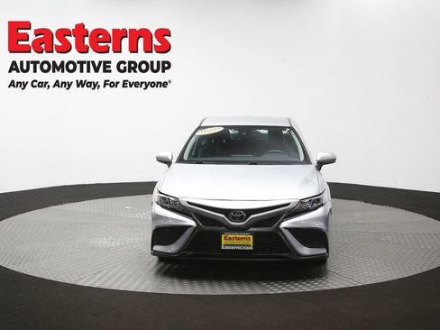 Used 2021 Toyota Camry SE w/ Carpet Mat Package (TMS) FWD image 52