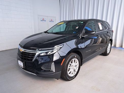 Used 2022 Chevrolet Equinox LT FWD image 2