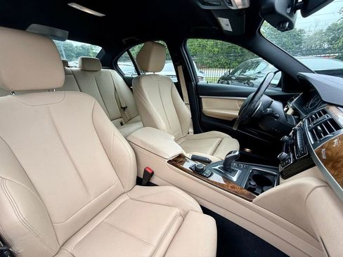 Used 2018 BMW 330i Sedan RWD image 21