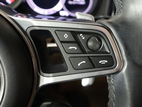 Used 2022 Porsche Cayenne GTS image 46