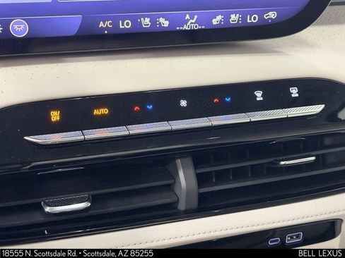Used 2026 Buick Enclave Avenir w/ Super Cruise Package FWD image 29
