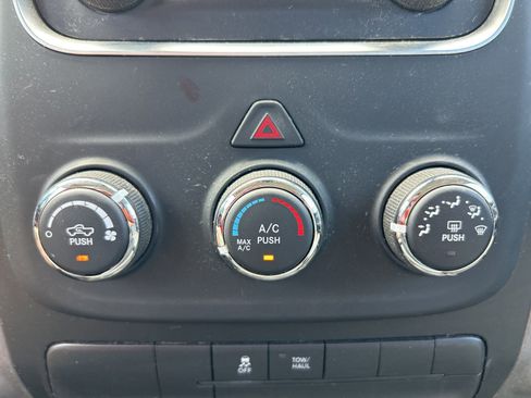 Certified 2022 RAM 1500 Tradesman w/ Popular Equipment Group RWD image 30