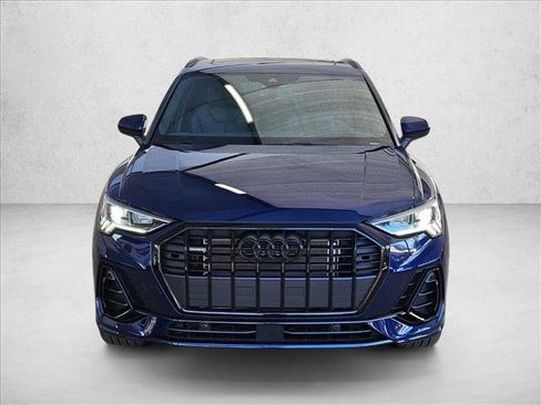 Certified 2025 Audi Q3 2.0T Premium w/ Convenience Package image 5