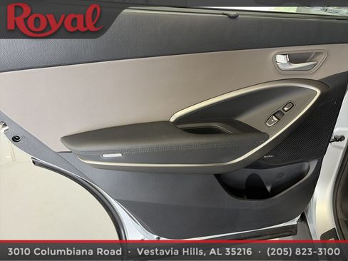 Used 2017 Hyundai Santa Fe Limited FWD image 21