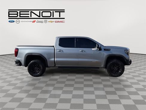 Used 2023 GMC Sierra 1500 AT4X image 7
