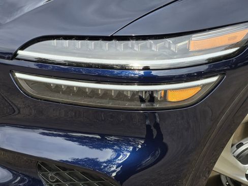 New 2026 Genesis GV70 2.5T Select AWD/4WD image 5