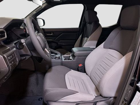 New 2026 Toyota Tacoma TRD Off-Road AWD/4WD image 17