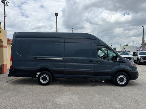Used 2020 Ford Transit 250 148 High Roof Extended RWD image 8
