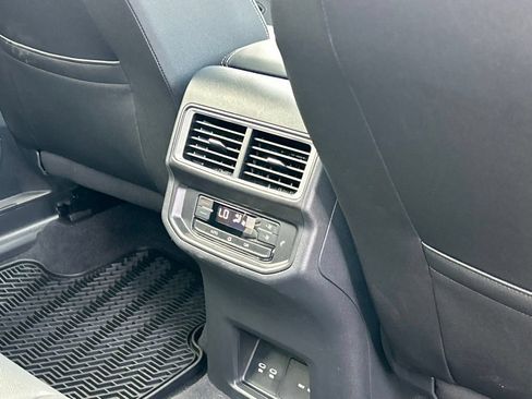 Certified 2026 Volkswagen Atlas SE w/ Panoramic Sunroof Package FWD image 49