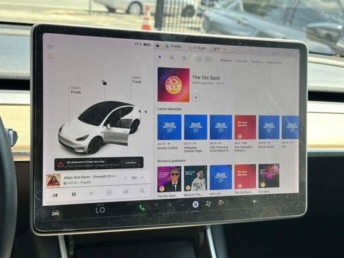 Used 2020 Tesla Model Y Long Range AWD/4WD image 24