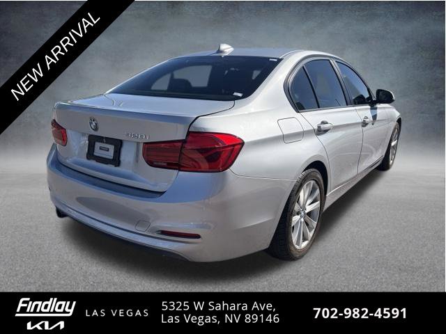 Used 2018 BMW 320i Sedan RWD image 5