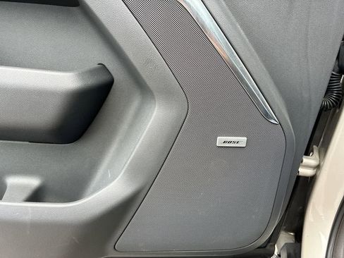 Used 2024 GMC Yukon XL Denali image 24